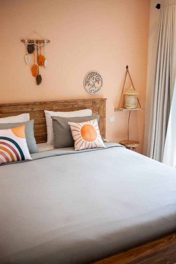 The Spare Room Bali Canggu Buitenkant foto