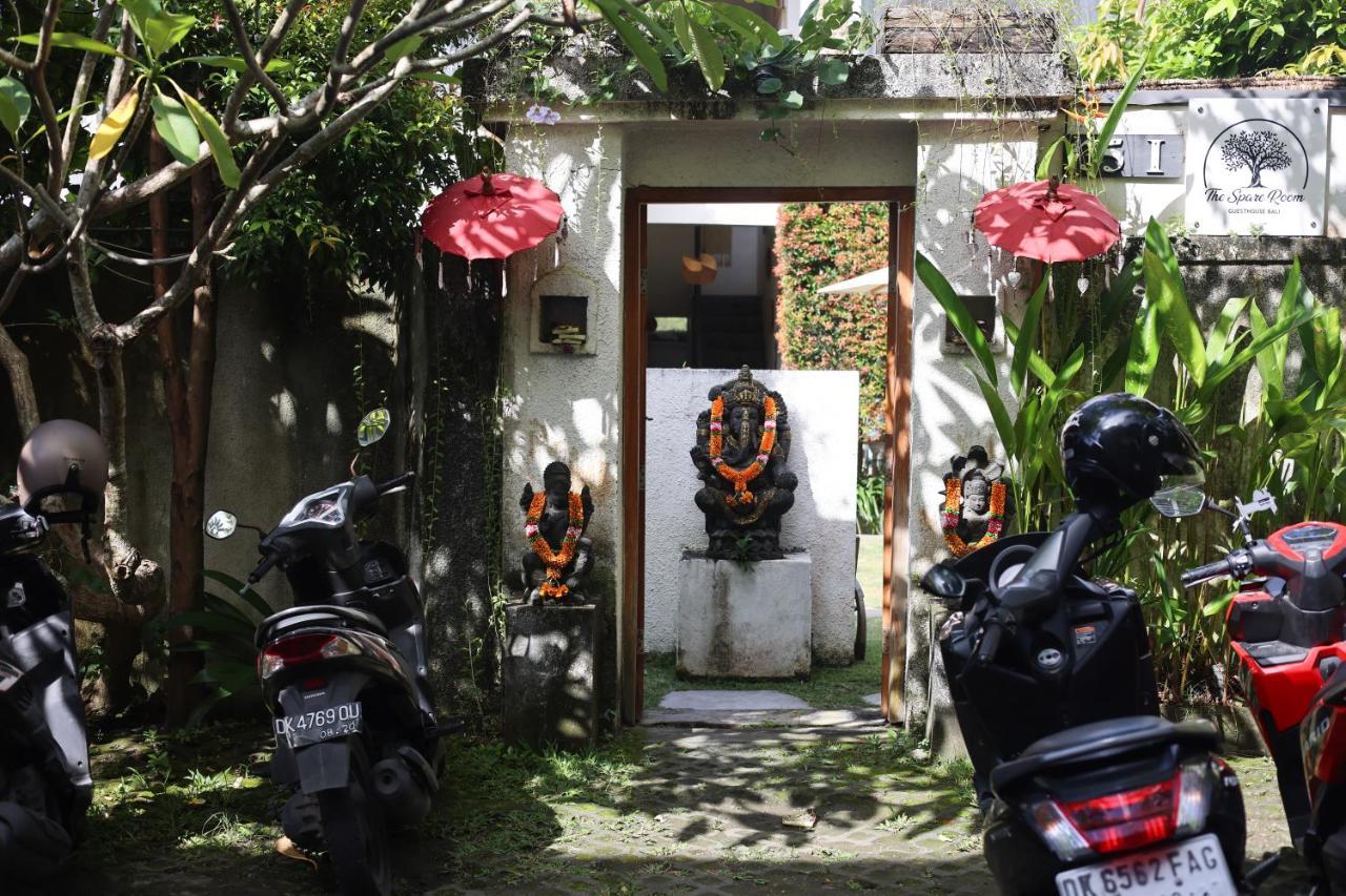 The Spare Room Bali Canggu Buitenkant foto